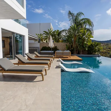 Ocean Blue Villa Paphos Exterior photo